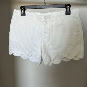 Lilly Pulitzer Buttercup Scalloped Shorts in Resort White
